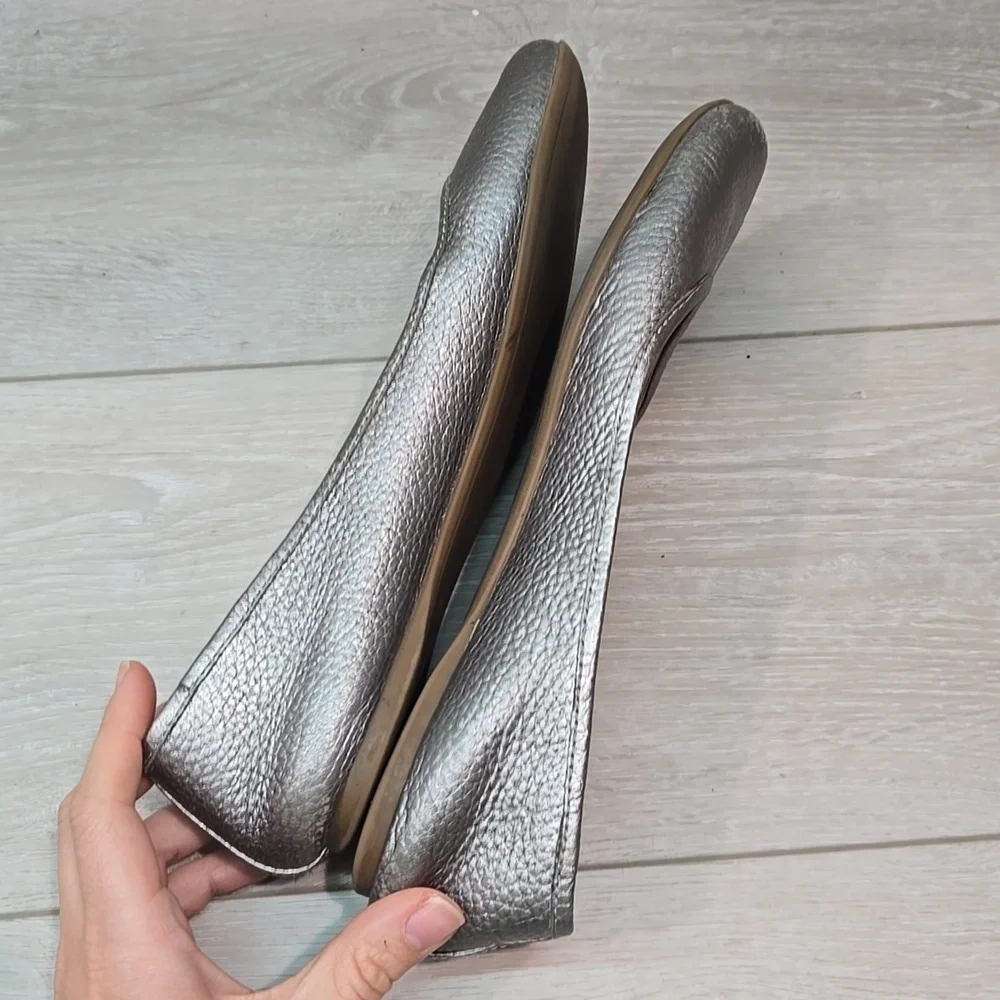 Tory Burch Womens Ruby Pewter silver Logo Flats Ballet shoes sz 9M